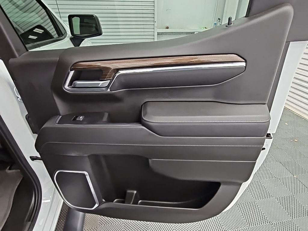 Used 2022 Chevrolet Silverado 1500 RST image 38