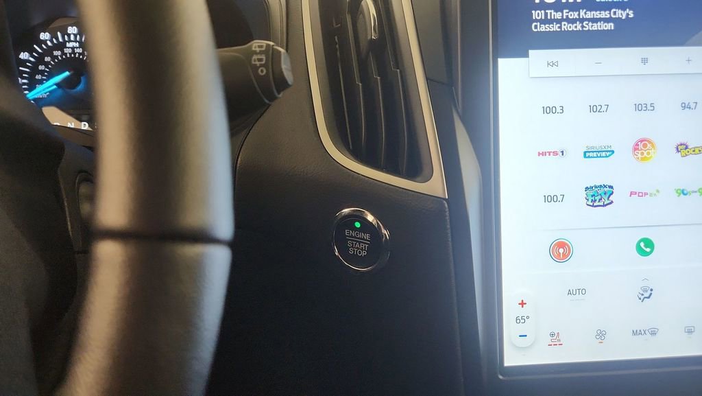 Used 2022 Ford Edge SEL w/ Convenience Package image 21