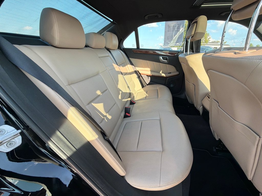 Used 2012 Mercedes-Benz E 350 4MATIC Sedan image 33
