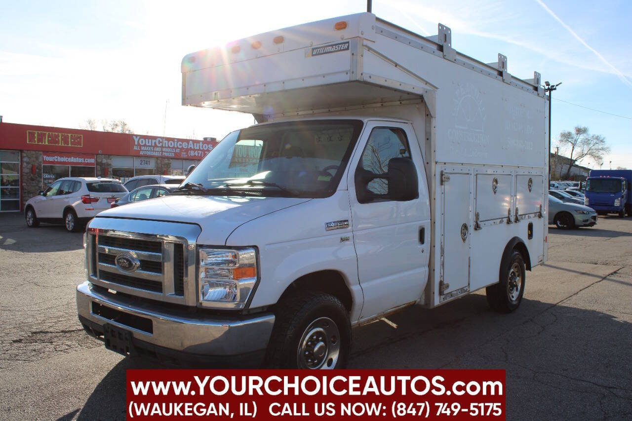 Used 2012 Ford E-350 and Econoline 350 Super Duty w/ Interior Upgrade Pkg RWD image 1