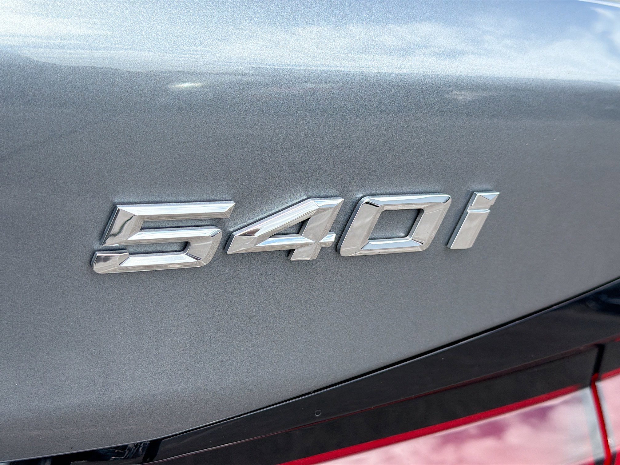 Used 2021 BMW 540i w/ Premium Package image 11