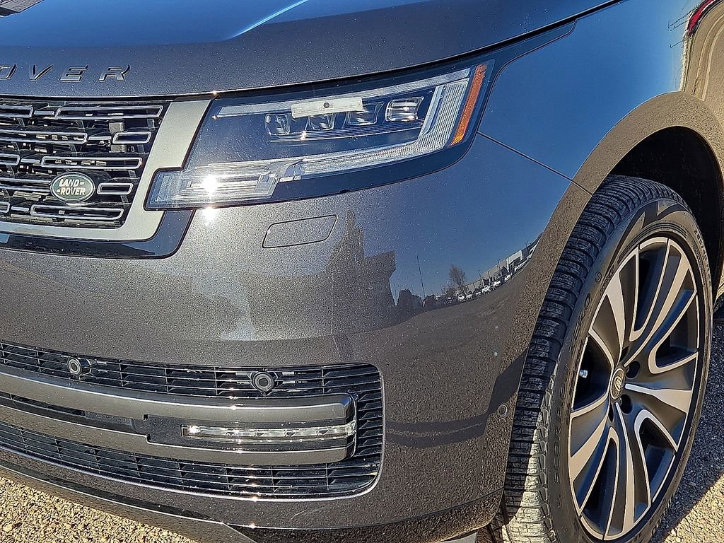 Used 2023 Land Rover Range Rover SE AWD/4WD image 10