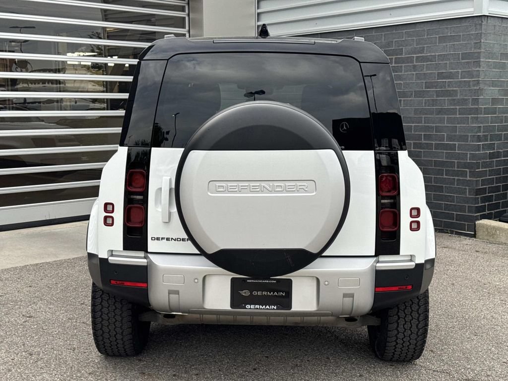 Certified 2024 Land Rover Defender 110 S AWD/4WD image 5