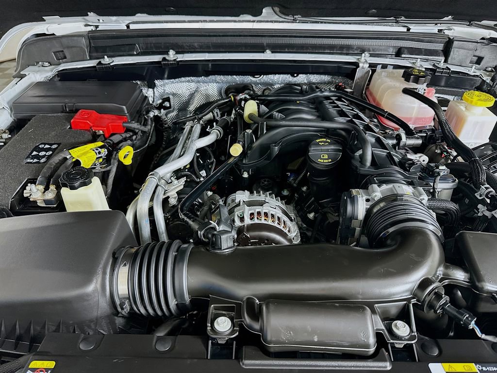 Used 2024 Jeep Gladiator Sport image 29