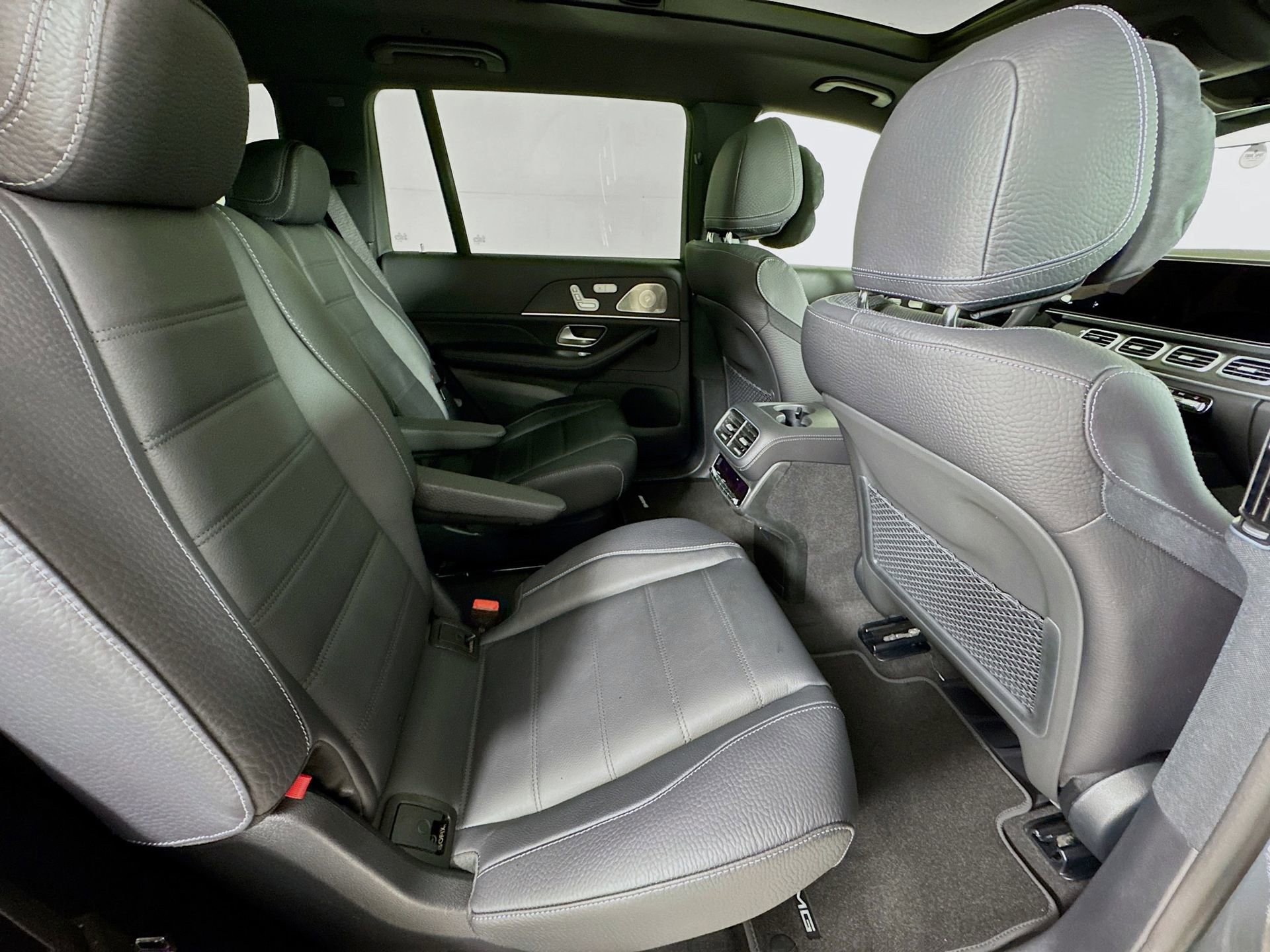 New 2026 Mercedes-Benz GLS 450 4MATIC image 31