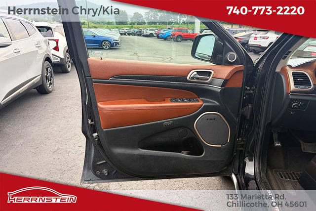 Used 2015 Jeep Grand Cherokee Summit w/ Platinum Series Group AWD/4WD image 15