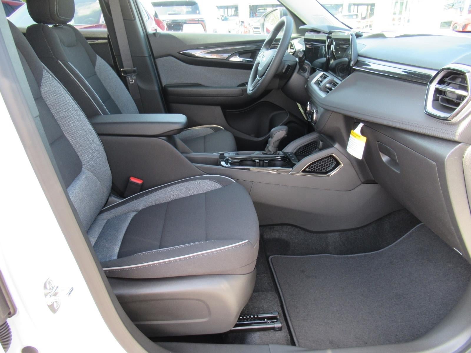 New 2026 Chevrolet TrailBlazer LS w/ LS Convenience Package FWD image 10