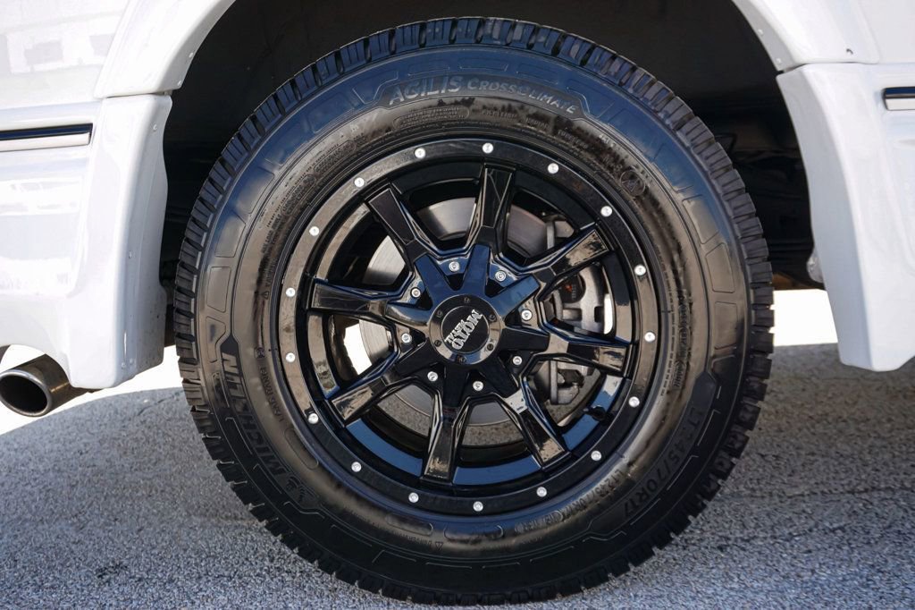 Used 2023 GMC Savana 2500 Extended image 51