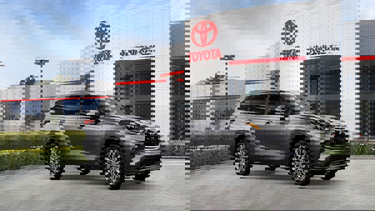 New 2026 Toyota Highlander Platinum image 14