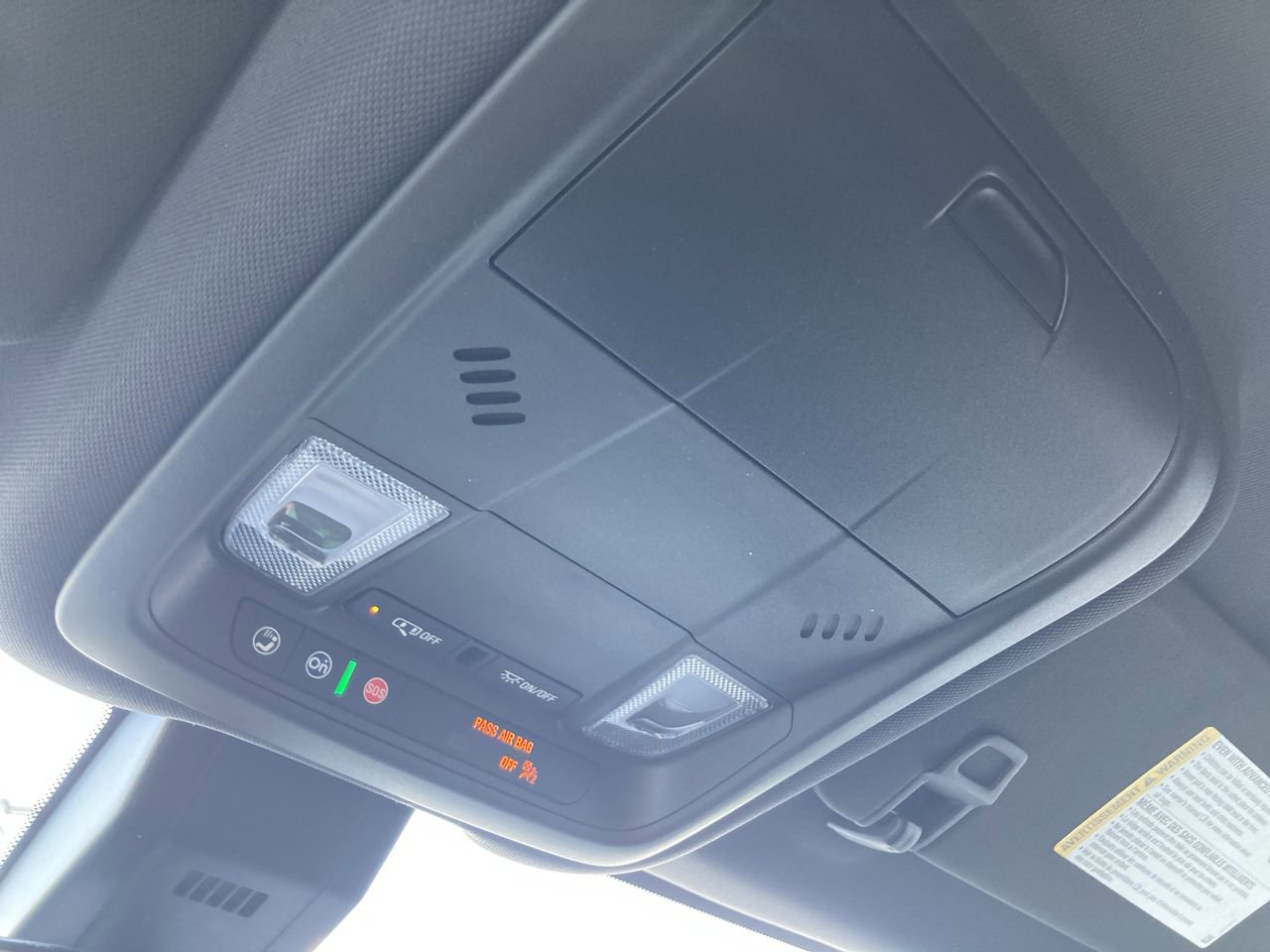 Used 2022 Chevrolet Equinox RS w/ LPO, Floor Liner Package AWD/4WD image 34