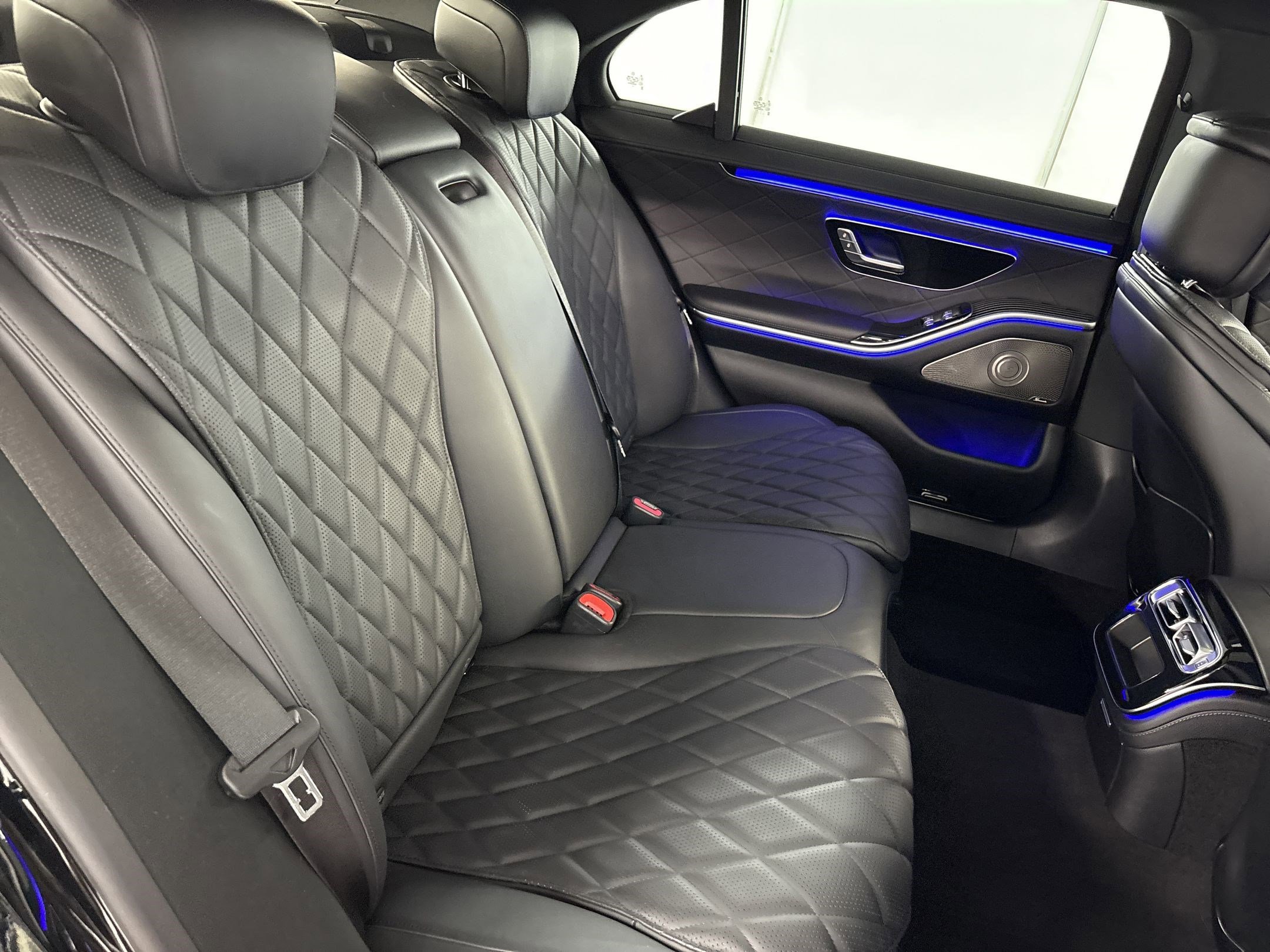 Used 2024 Mercedes-Benz S 580e 4MATIC Sedan image 30