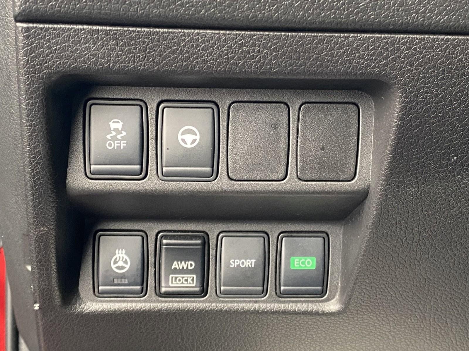 Used 2020 Nissan Rogue Sport SL image 27