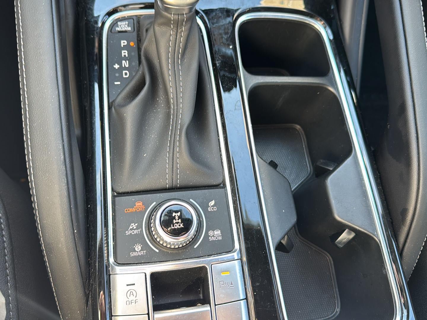 Used 2025 Kia Telluride AWD image 35
