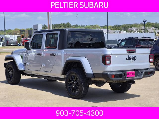 Used 2022 Jeep Gladiator Sport image 4