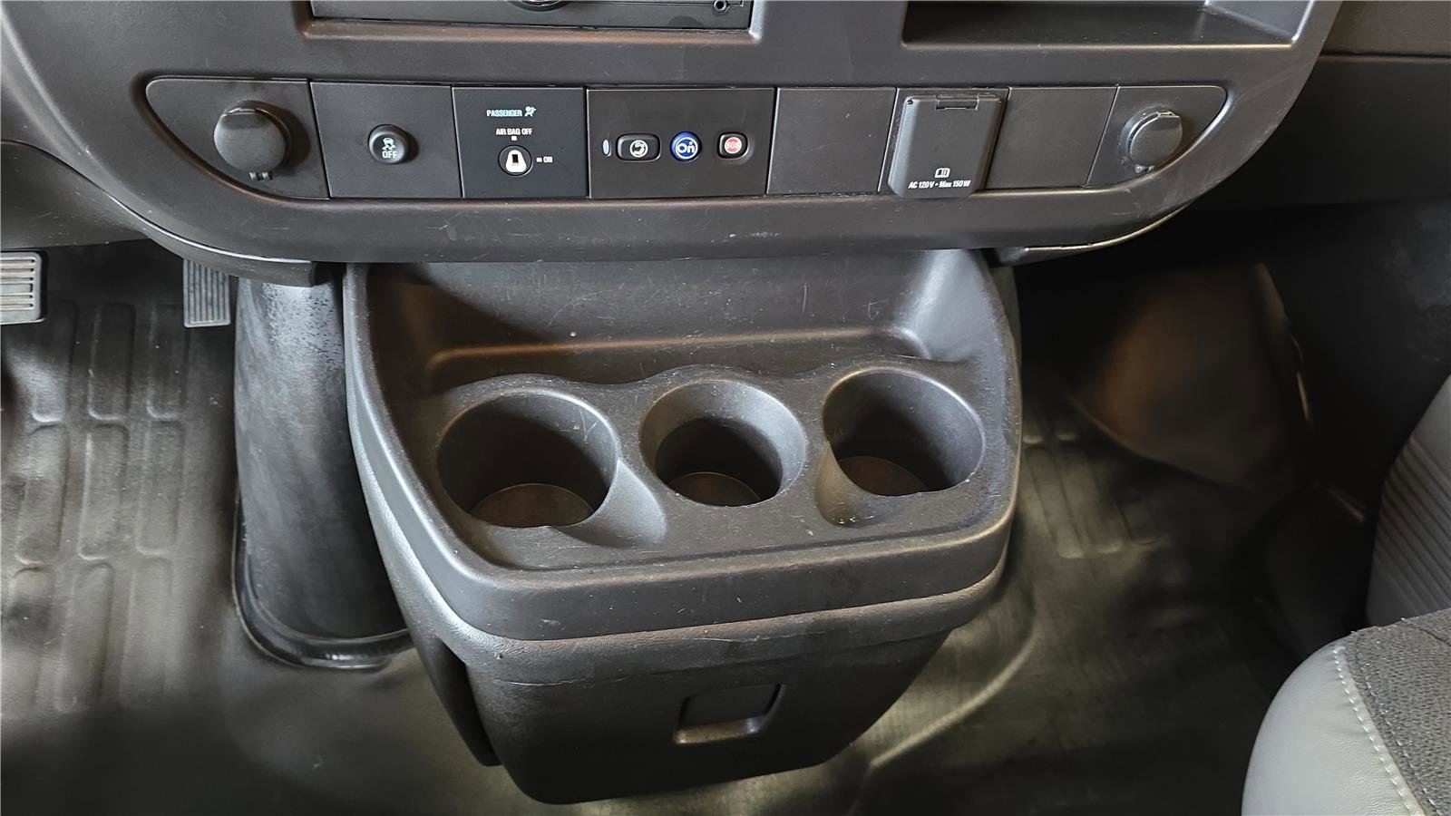 Used 2024 GMC Savana 2500 w/ Driver Convenience Package image 22