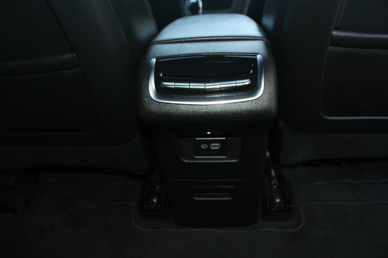 Used 2024 Cadillac XT6 Premium Luxury FWD image 22