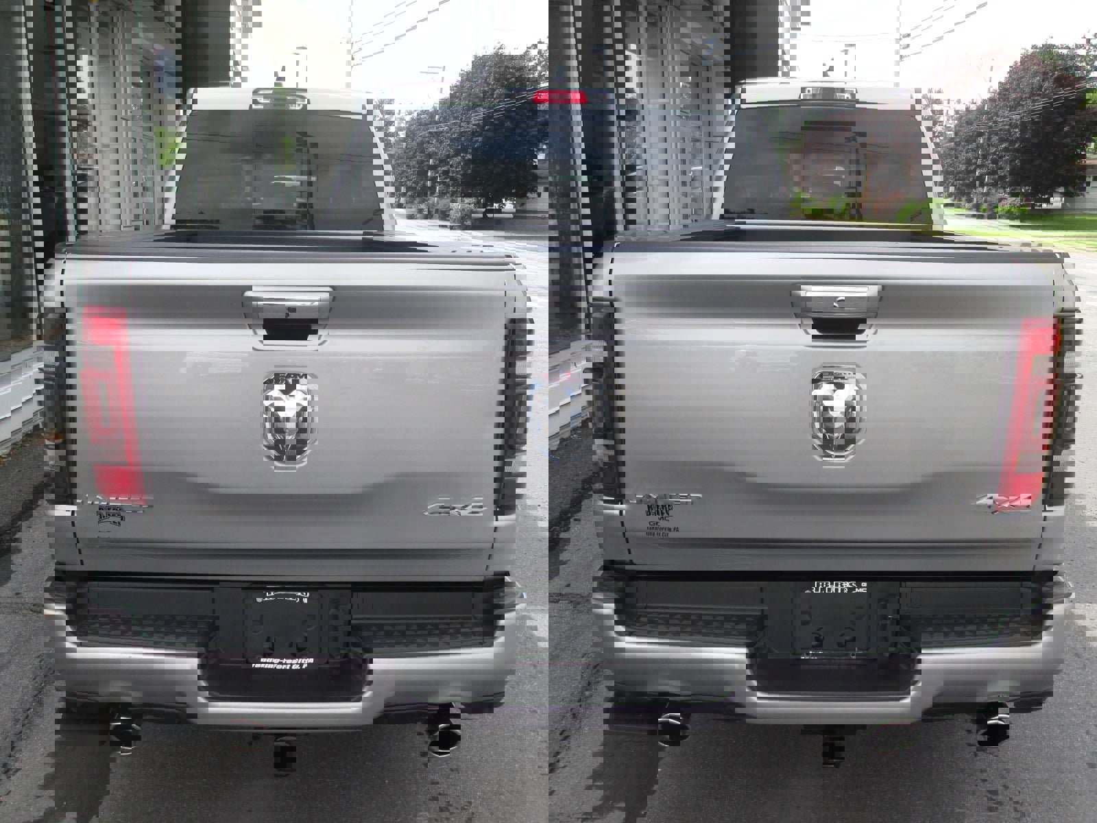 Used 2020 RAM 1500 Limited image 4