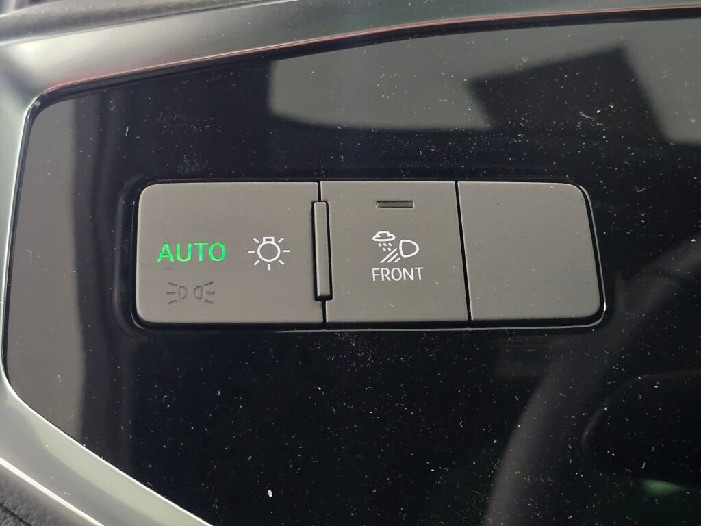 New 2025 Audi Q3 2.0T Premium Plus image 24