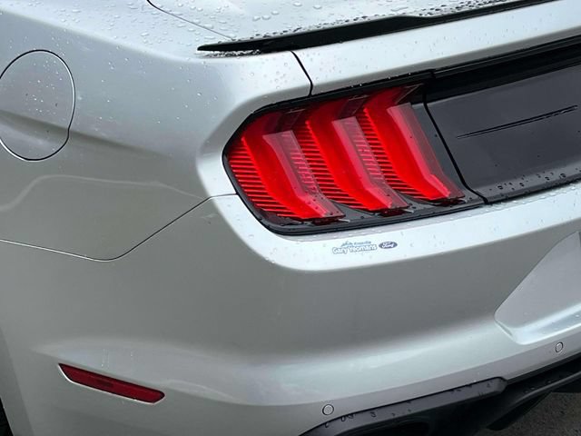 Certified 2018 Ford Mustang GT w/ Black Accent Pkg RWD image 10