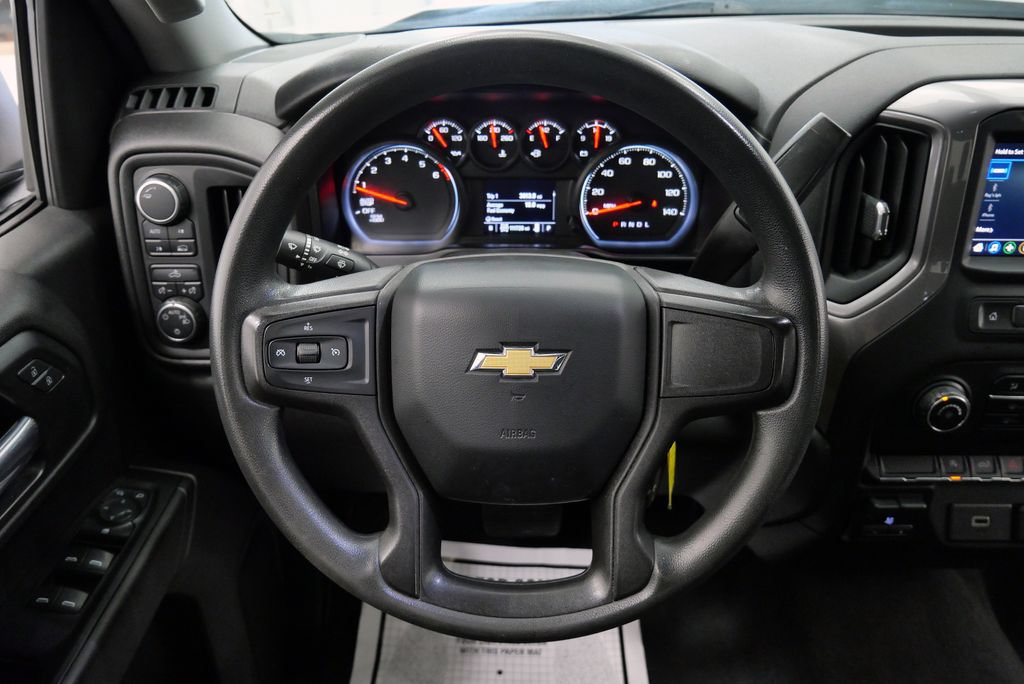 Used 2020 Chevrolet Silverado 1500 Custom w/ Custom Value Package AWD/4WD image 21