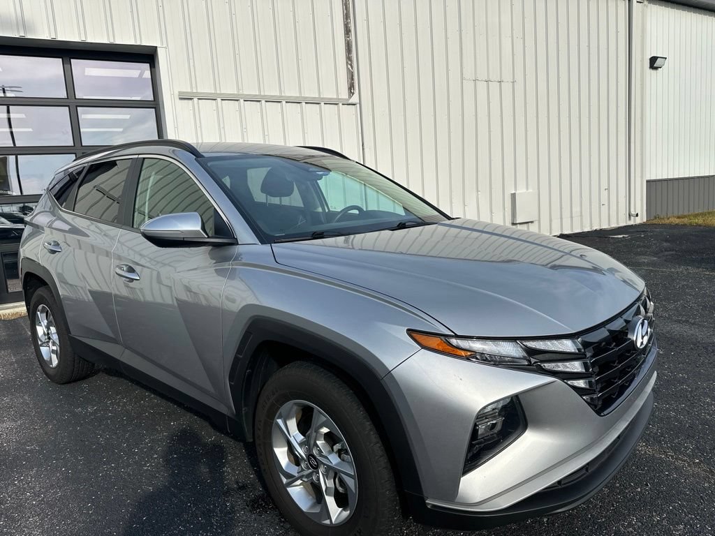 Used 2022 Hyundai Tucson SEL AWD/4WD image 2