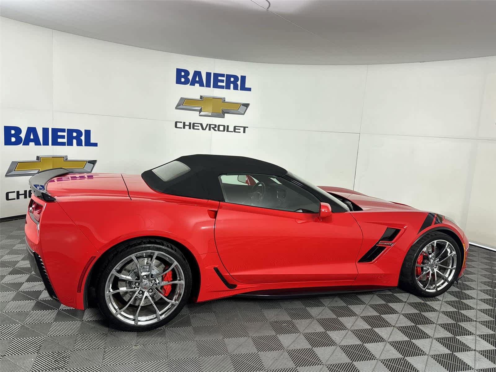 Used 2019 Chevrolet Corvette Grand Sport RWD image 6
