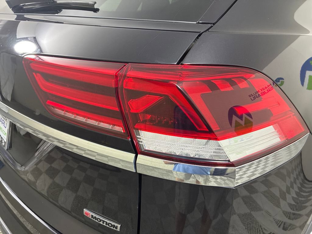 Used 2022 Volkswagen Atlas Cross Sport SE image 31