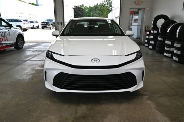 New 2026 Toyota Camry LE AWD/4WD image 2