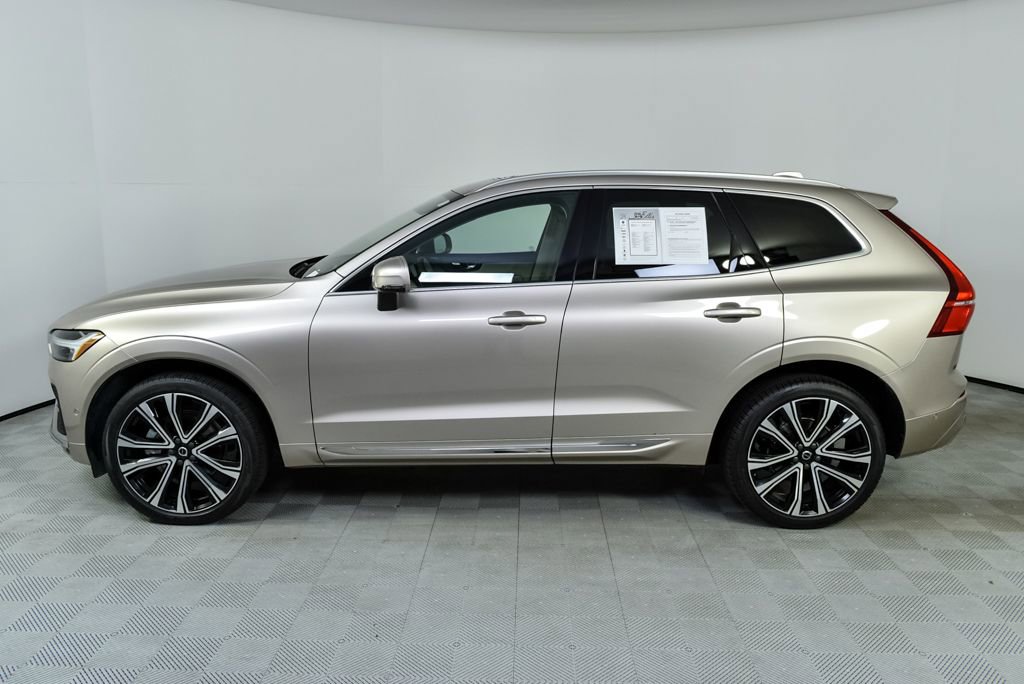 Certified 2023 Volvo XC60 B5 Ultimate w/ Protection Package Premier image 2