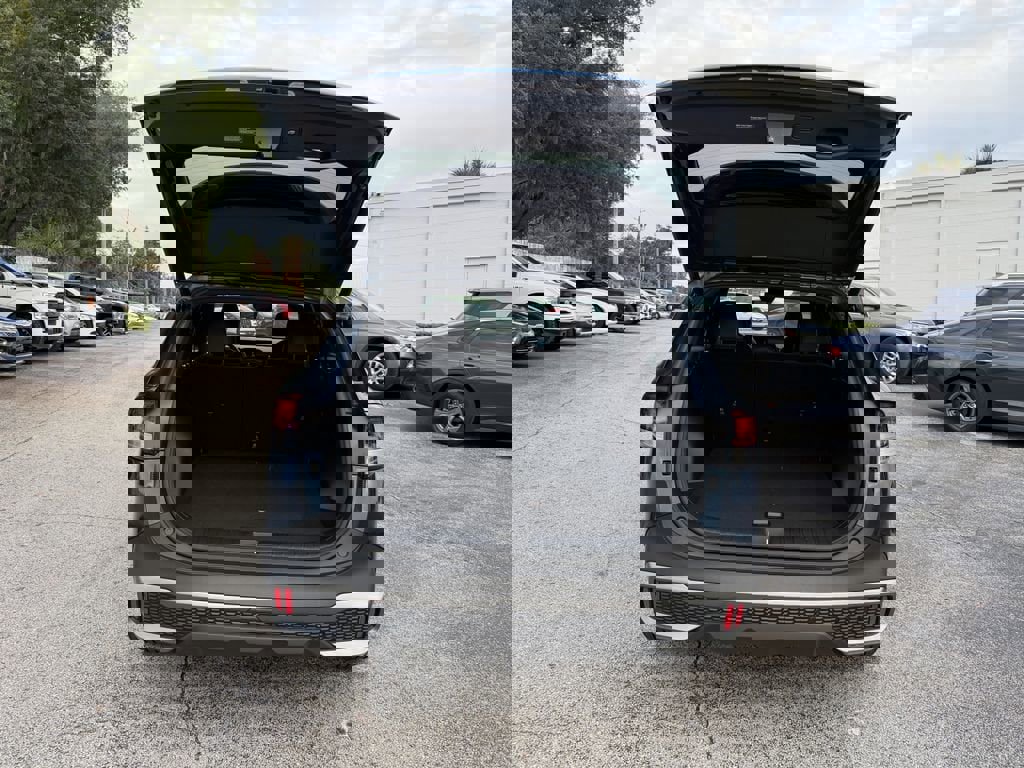 Certified 2024 Kia Sportage X-Line image 12