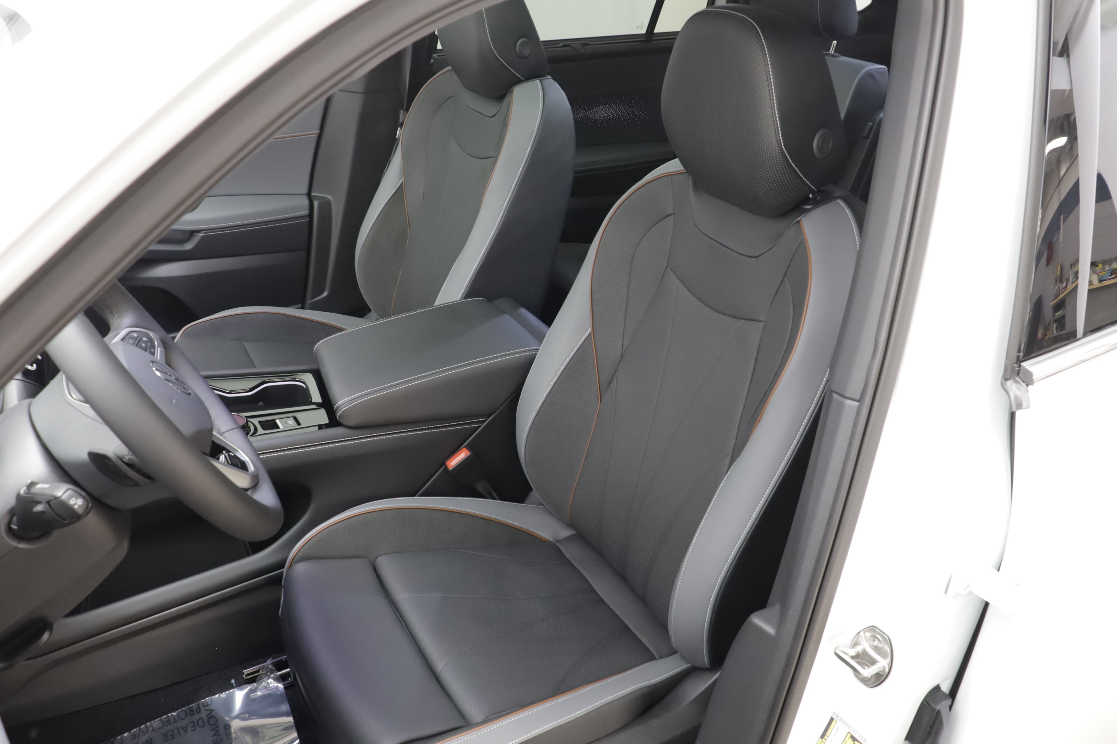 New 2027 Volkswagen Atlas SEL Premium R-Line AWD/4WD image 19