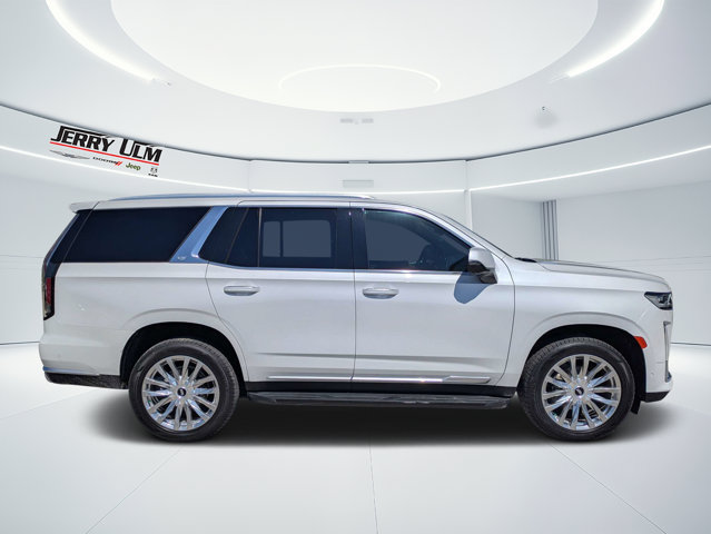 Used 2022 Cadillac Escalade Premium Luxury w/ Performance Package RWD image 2