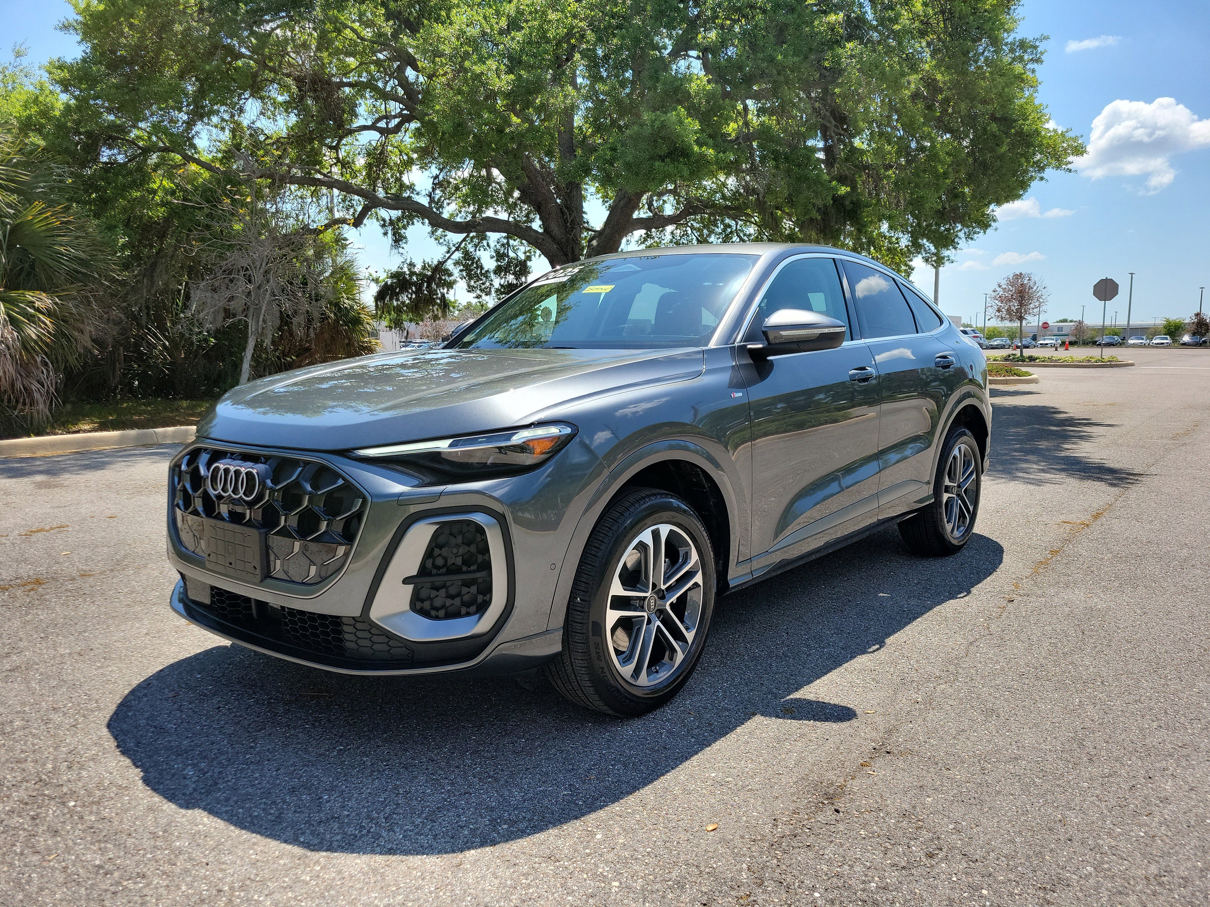 Certified 2025 Audi Q5 Premium Plus w/ Premium Plus image 8