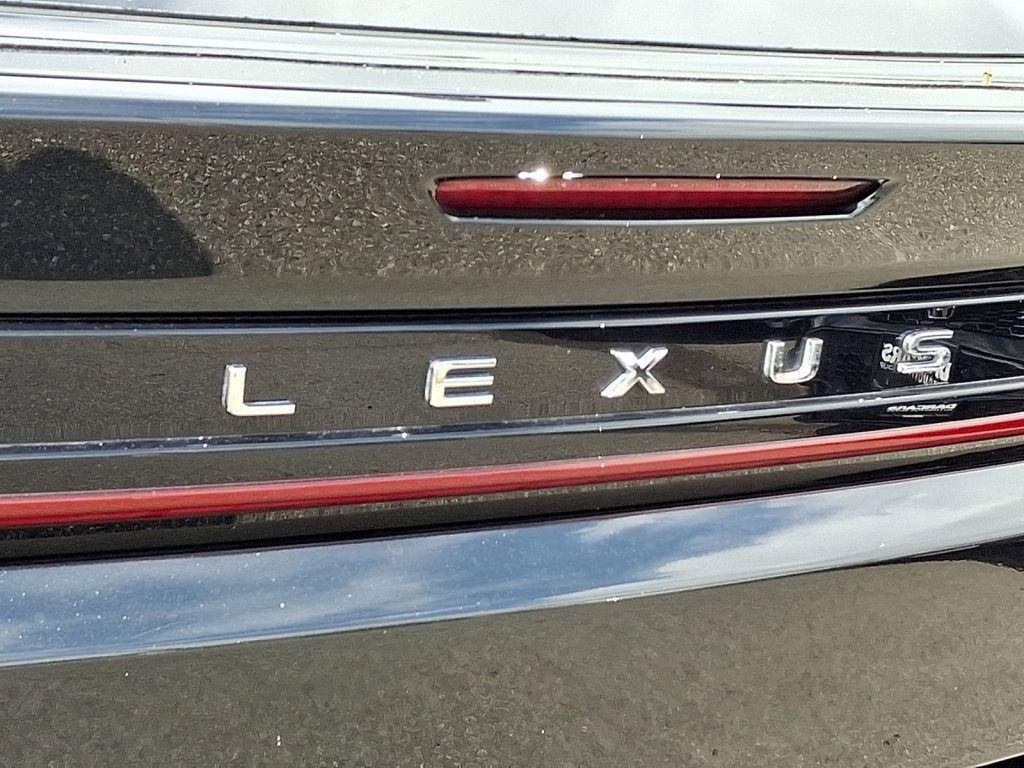 Used 2024 Lexus RZ 450e Premium image 30