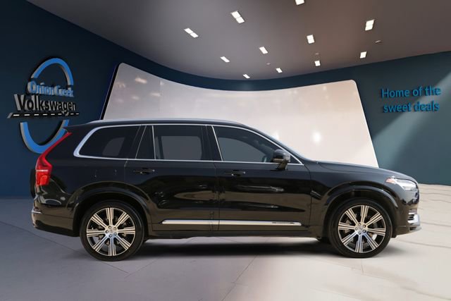 Used 2024 Volvo XC90 T8 Ultimate w/ Lounge Package image 4