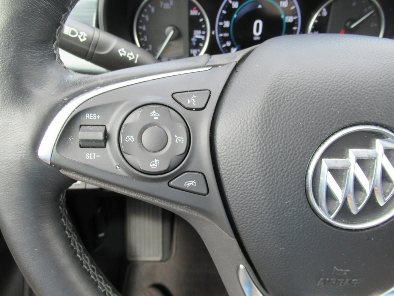Used 2020 Buick Envision Premium w/ Driver Confidence Package AWD/4WD image 25