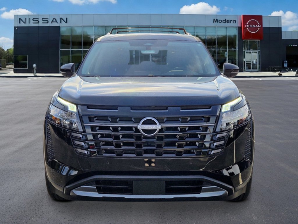 New 2026 Nissan Pathfinder Platinum FWD image 8
