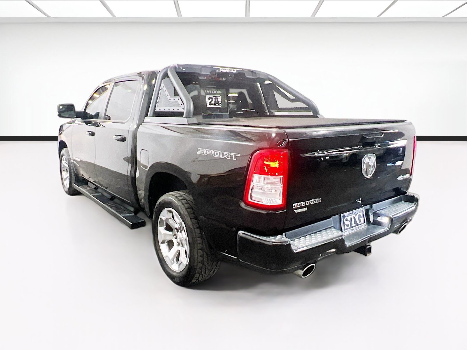 Used 2022 RAM 1500 Big Horn AWD/4WD image 6