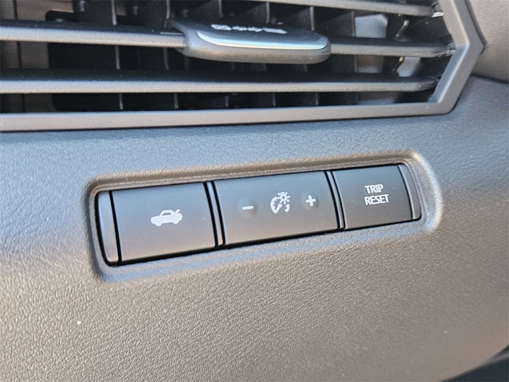 New 2025 Nissan Altima 2.5 SR image 25