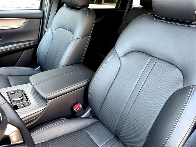 New 2025 MAZDA CX-70 Plug-In Hybrid w/ Premium Pkg image 11