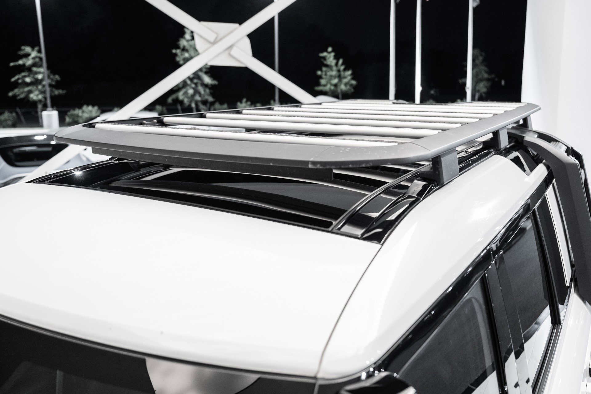 Used 2022 Land Rover Defender 110 X-Dynamic SE image 17