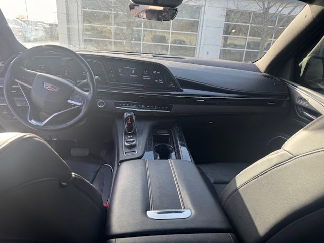 Used 2021 Cadillac Escalade ESV Sport w/ Driver Assist Tech Package image 4