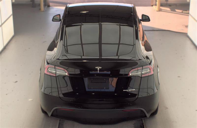 Used 2023 Tesla Model Y Long Range AWD/4WD image 3