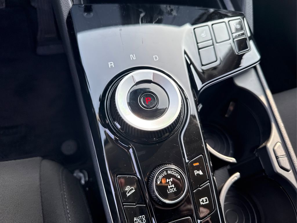 Certified 2025 Kia Sportage LX image 29