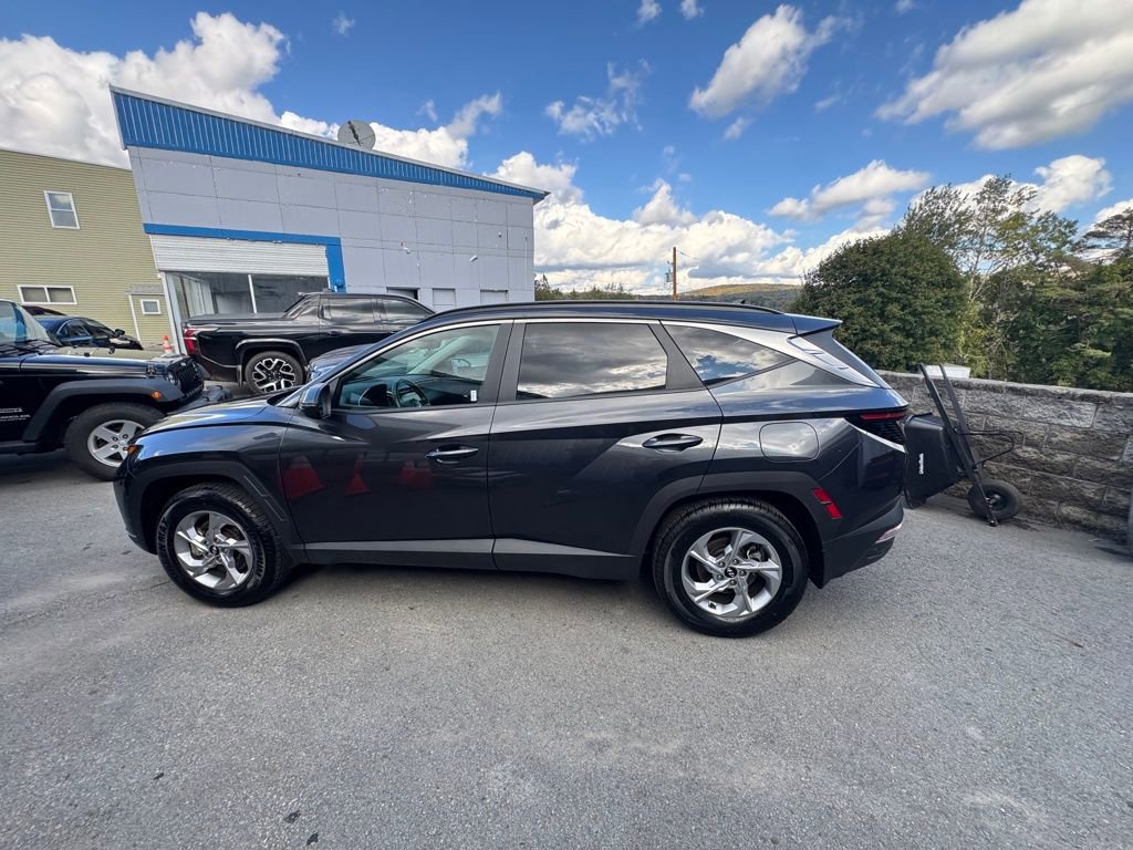Used 2022 Hyundai Tucson SEL image 2