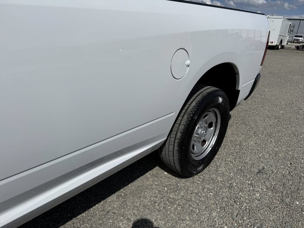 Used 2018 RAM 1500 Express RWD image 9
