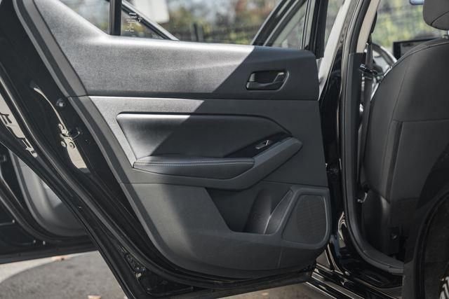 Used 2023 Nissan Altima 2.5 SV w/ SV Premium Package image 34