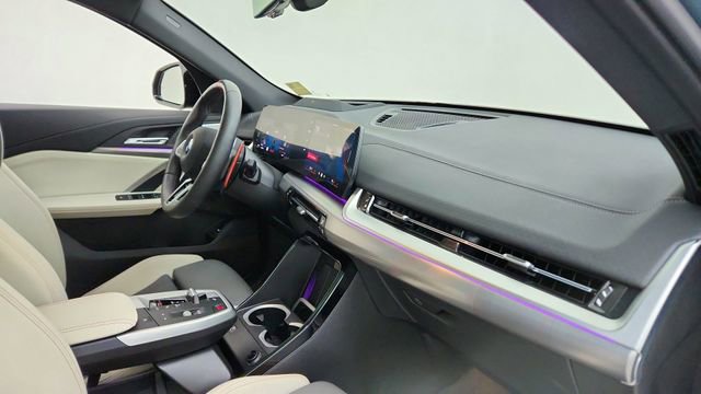 Used 2025 BMW X2 M35i image 20