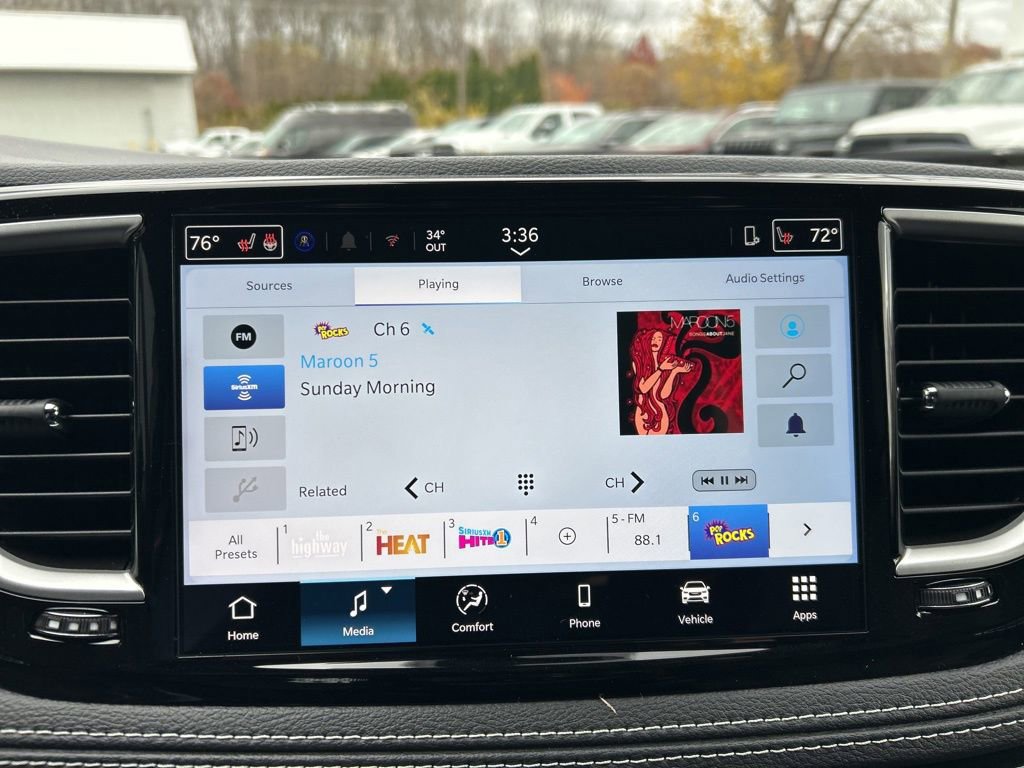 New 2026 Chrysler Pacifica Select image 25