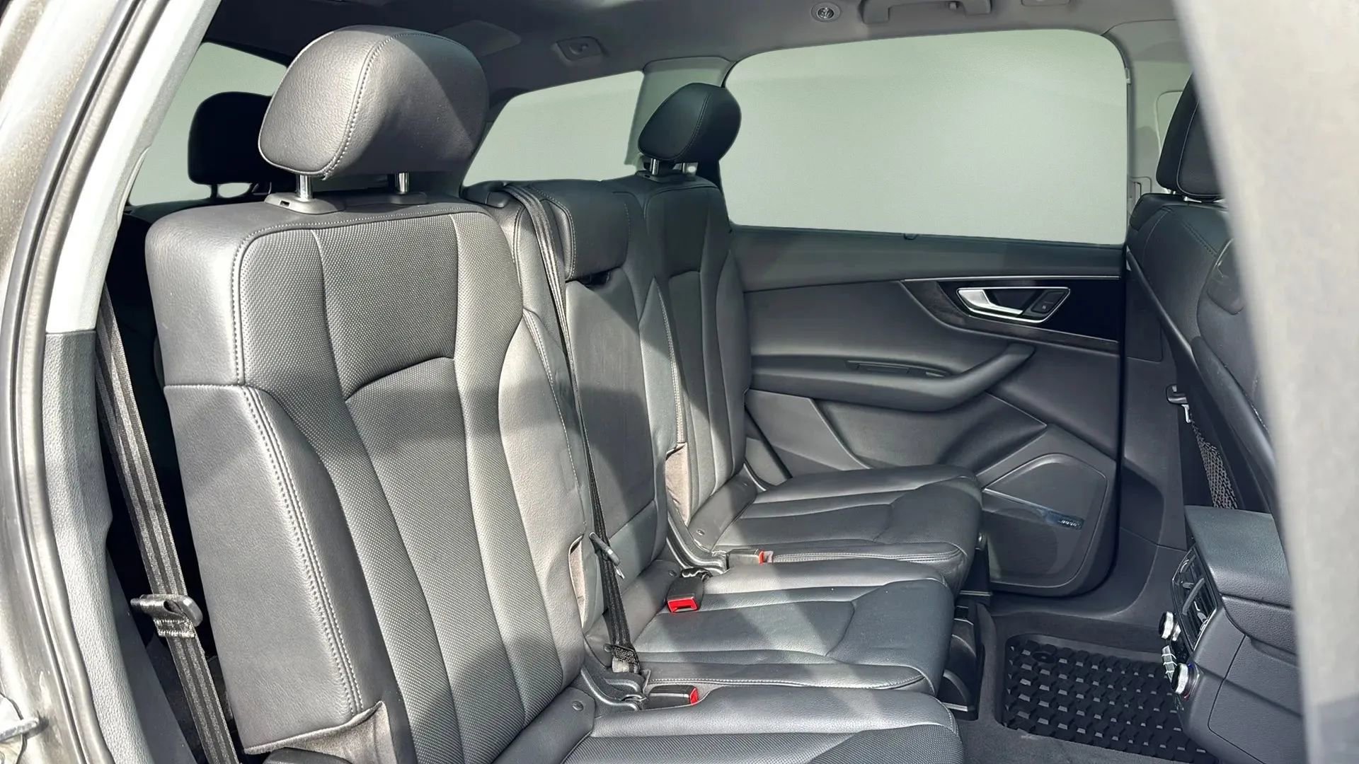 Used 2019 Audi Q7 3.0T Premium Plus image 18